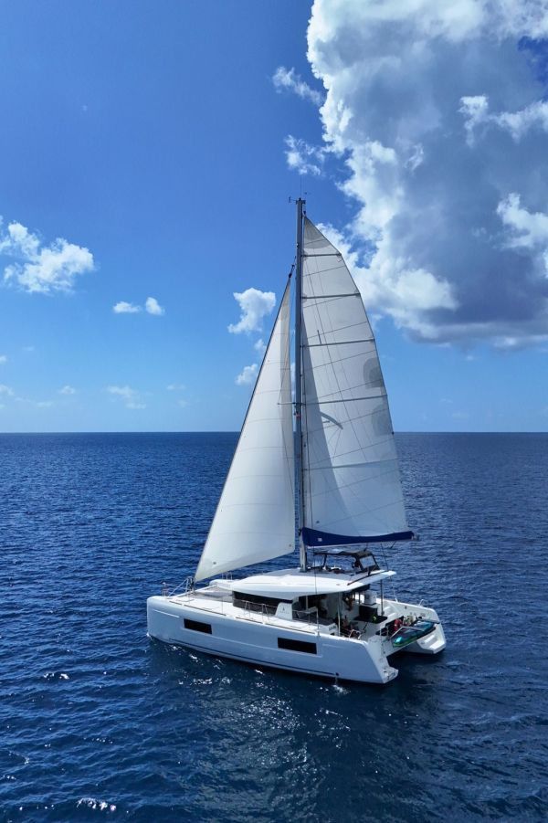 Blue Iris 40´Lagoon Catamaran