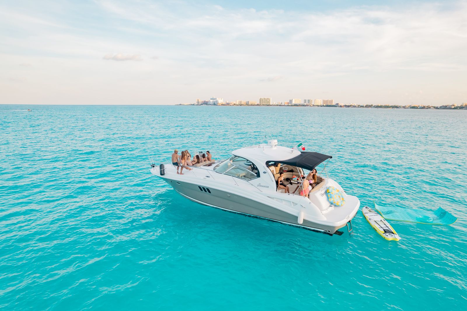 Dream 44ft private yacht charter in Cancun by ILWYV