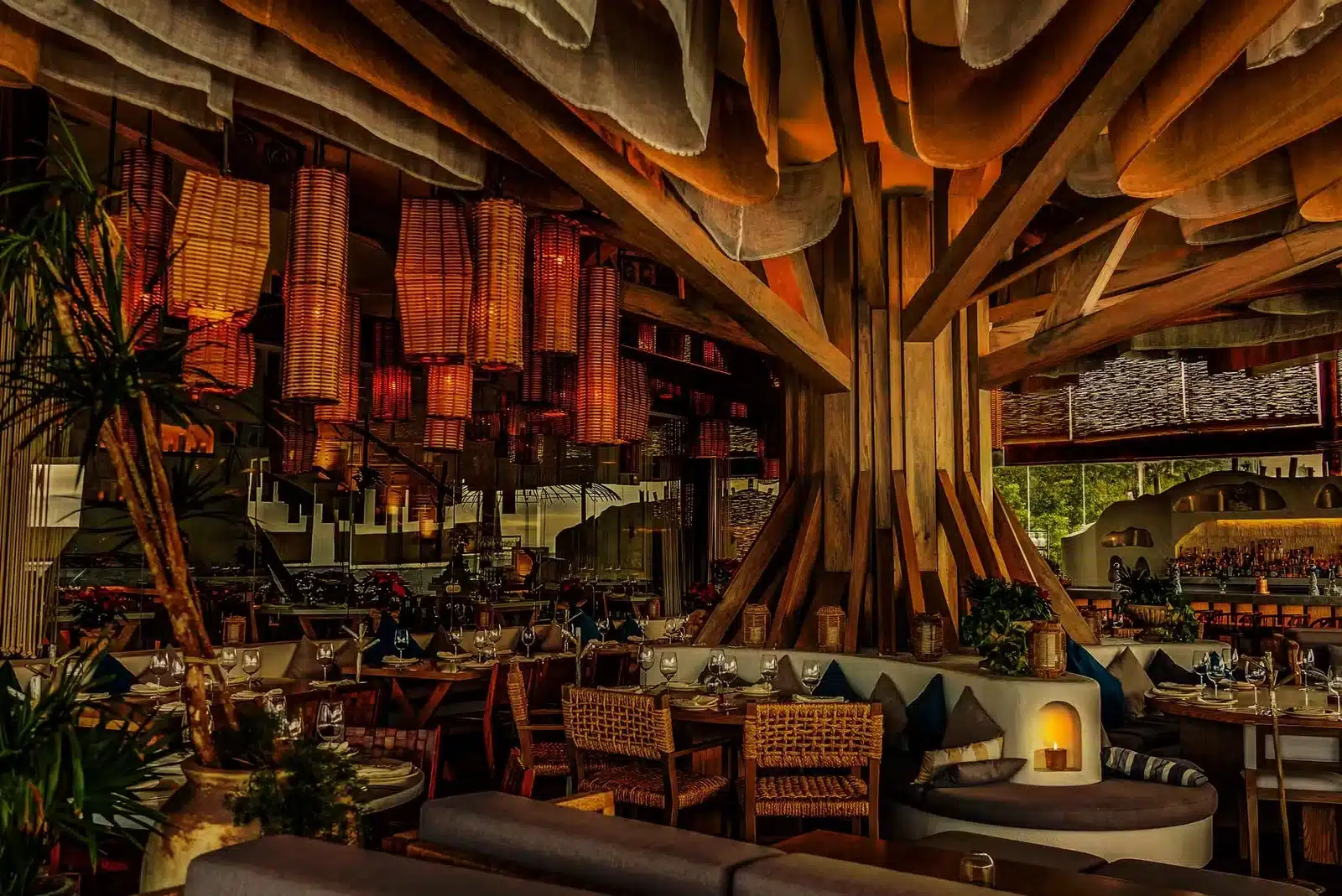 Main dining room at Ilios Cancun