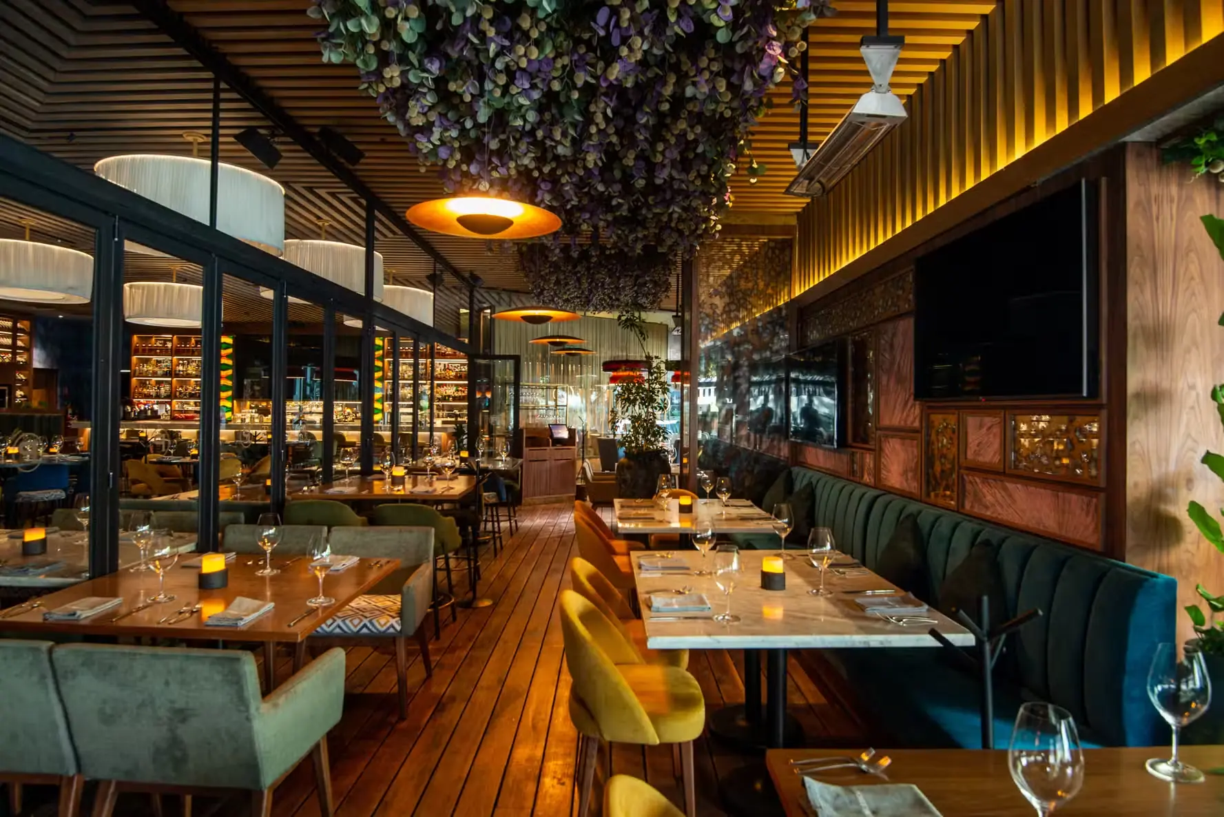 Contemporary Mexican dining room at Porfirio's Polanco